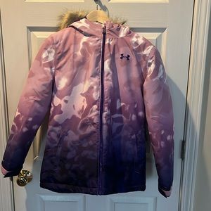 Under Armour winter/ski jacket. Fleece lining. Youth XL. NWT.